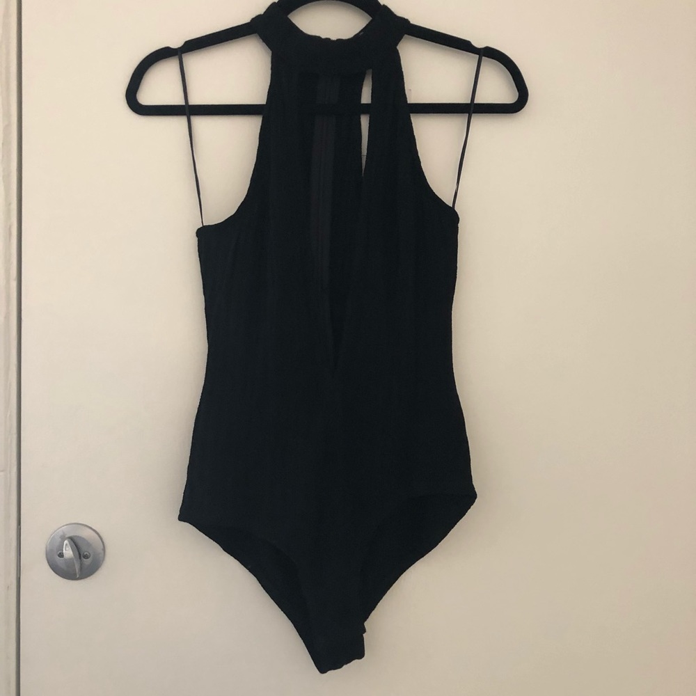 NWT LF Seek Cutout Body Suit